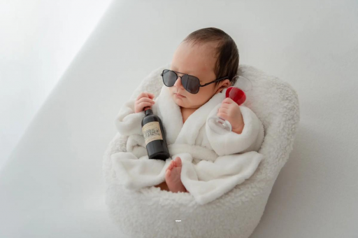 黑龙江满月宝宝趴着睡 黑龙江满月宝宝趴着睡